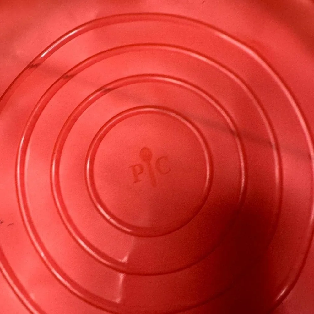 Pampered Chef Red Silicone Lid Set‎ Universal Food Storage Covers
